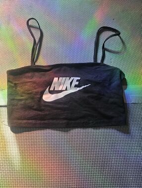 H&M Divided Crop Top